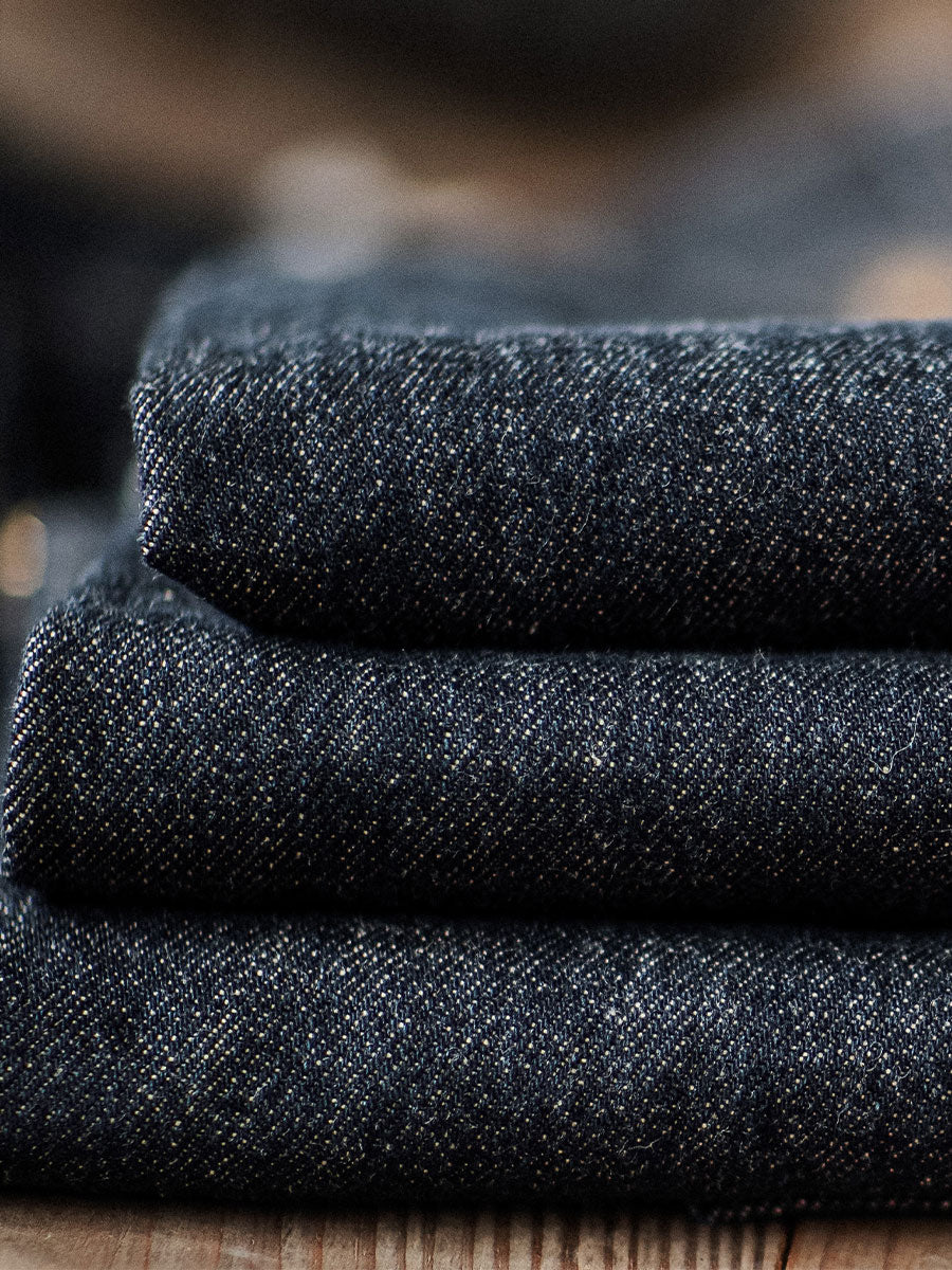 Selvedge Raw Denim Relaxed Tapered Jeans