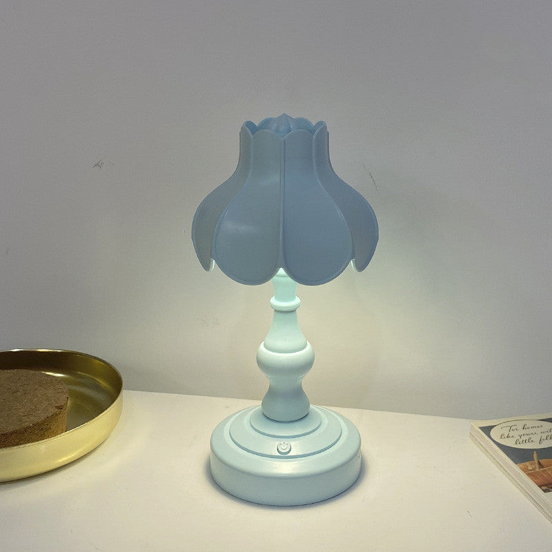 European Lotus Usb Charging Night Light Nostalgic Mediterranean Bedroom Bedside Lamp Mini Contracted Led Desk Lamp Decoration