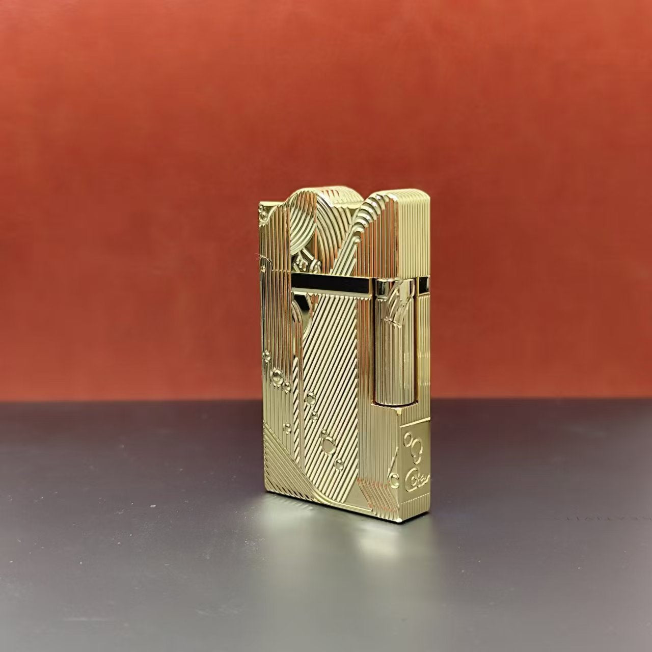 Gold Sleep Mermaid Pattern Vintage Lighter Cigarette Smoking Kerosene Lighters Classic Sound Metal Lighters Fire Men