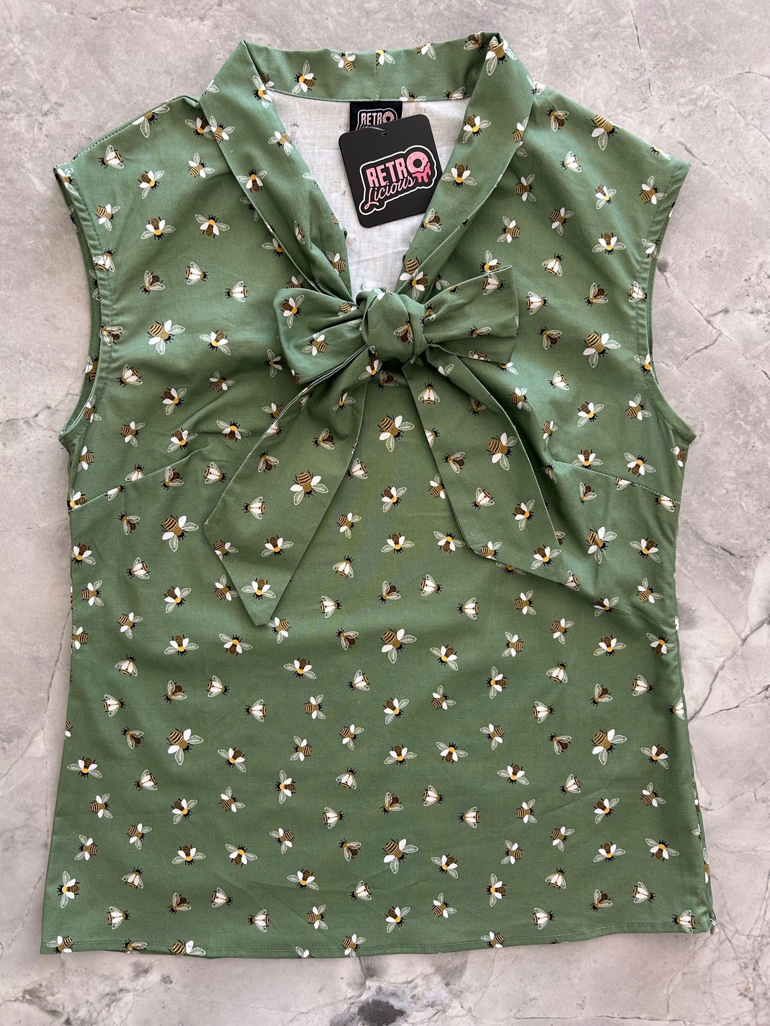 Bee Bow Top
