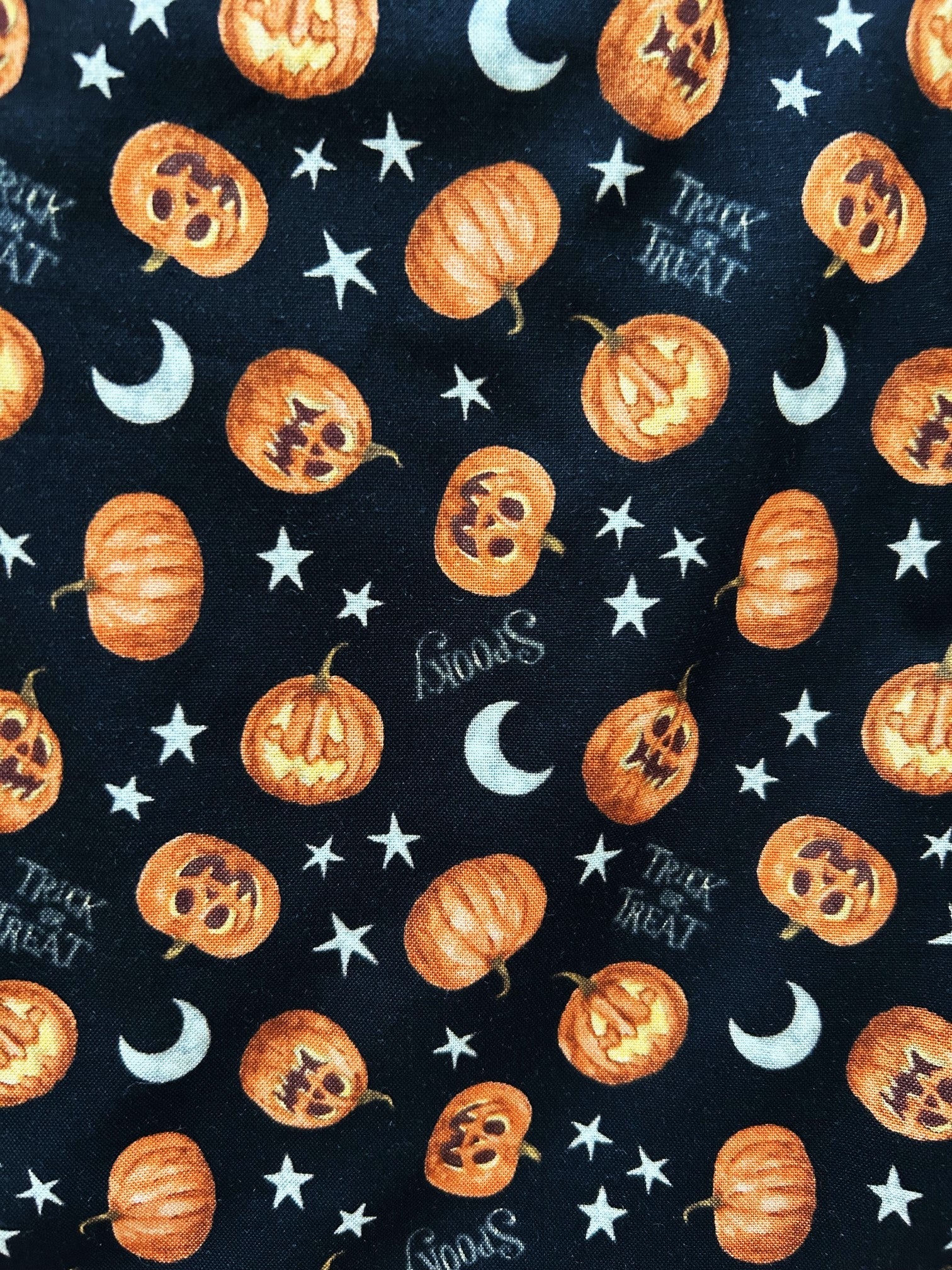 Jack-o’-lantern Bow Top