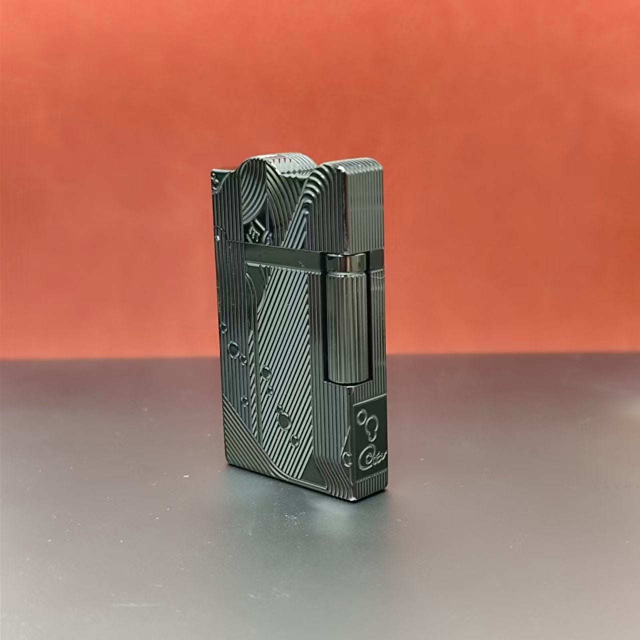 Gold Sleep Mermaid Pattern Vintage Lighter Cigarette Smoking Kerosene Lighters Classic Sound Metal Lighters Fire Men