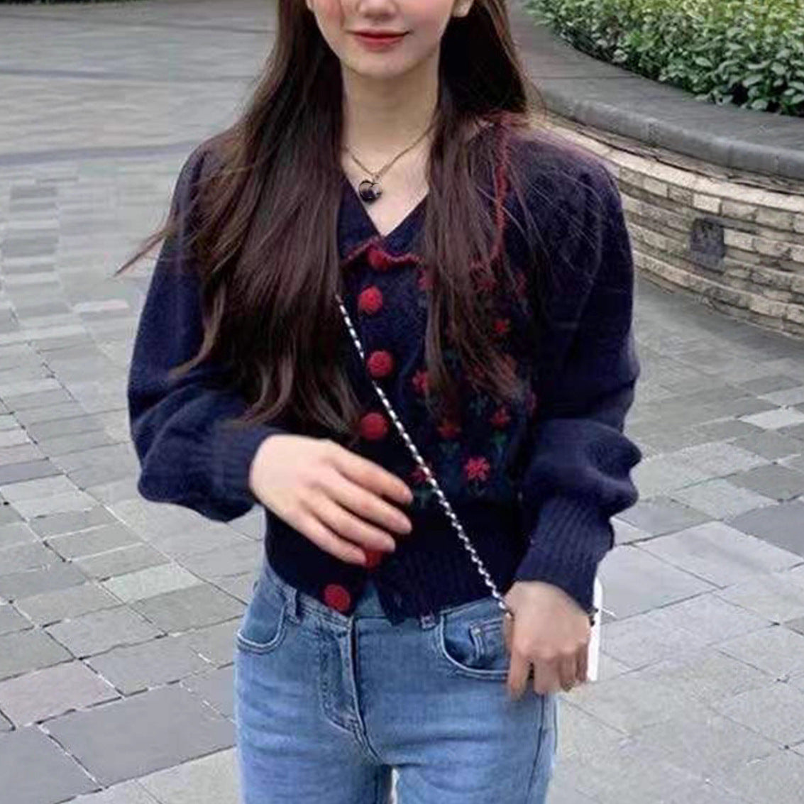 Retro Embroidered Flower Sweater Coat Women's Design Soft and Sweet Knitted Cardigan