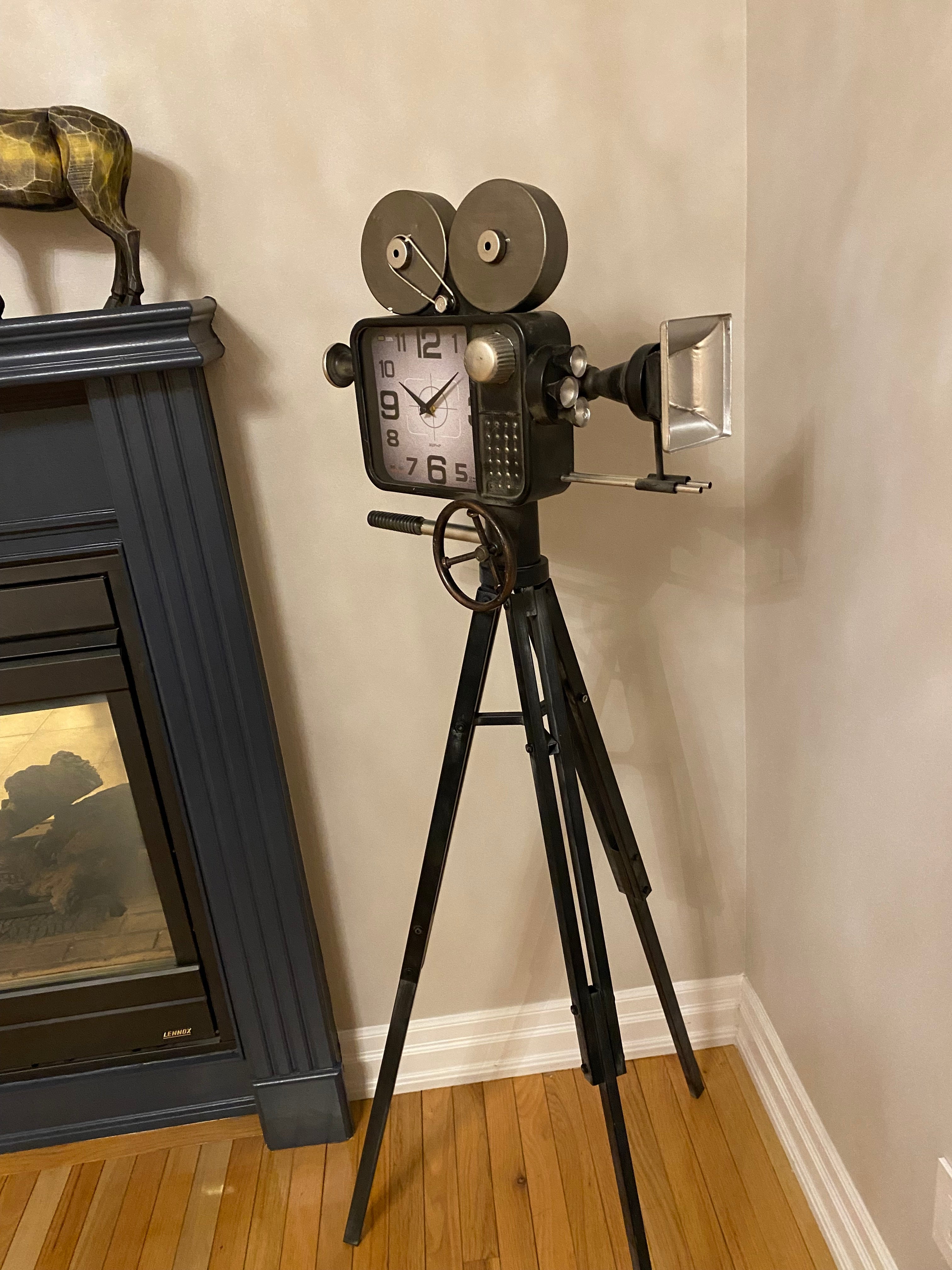 Vintage Movie Camera Miniature Ornamental Novelty Collectors Clock by Peterson Housewares & Artwares