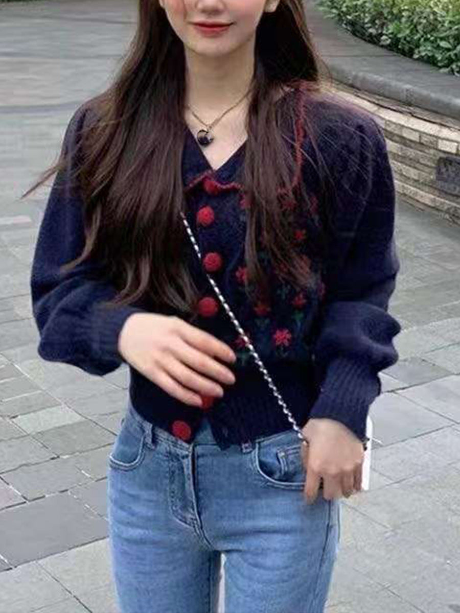 Retro Embroidered Flower Sweater Coat Women's Design Soft and Sweet Knitted Cardigan