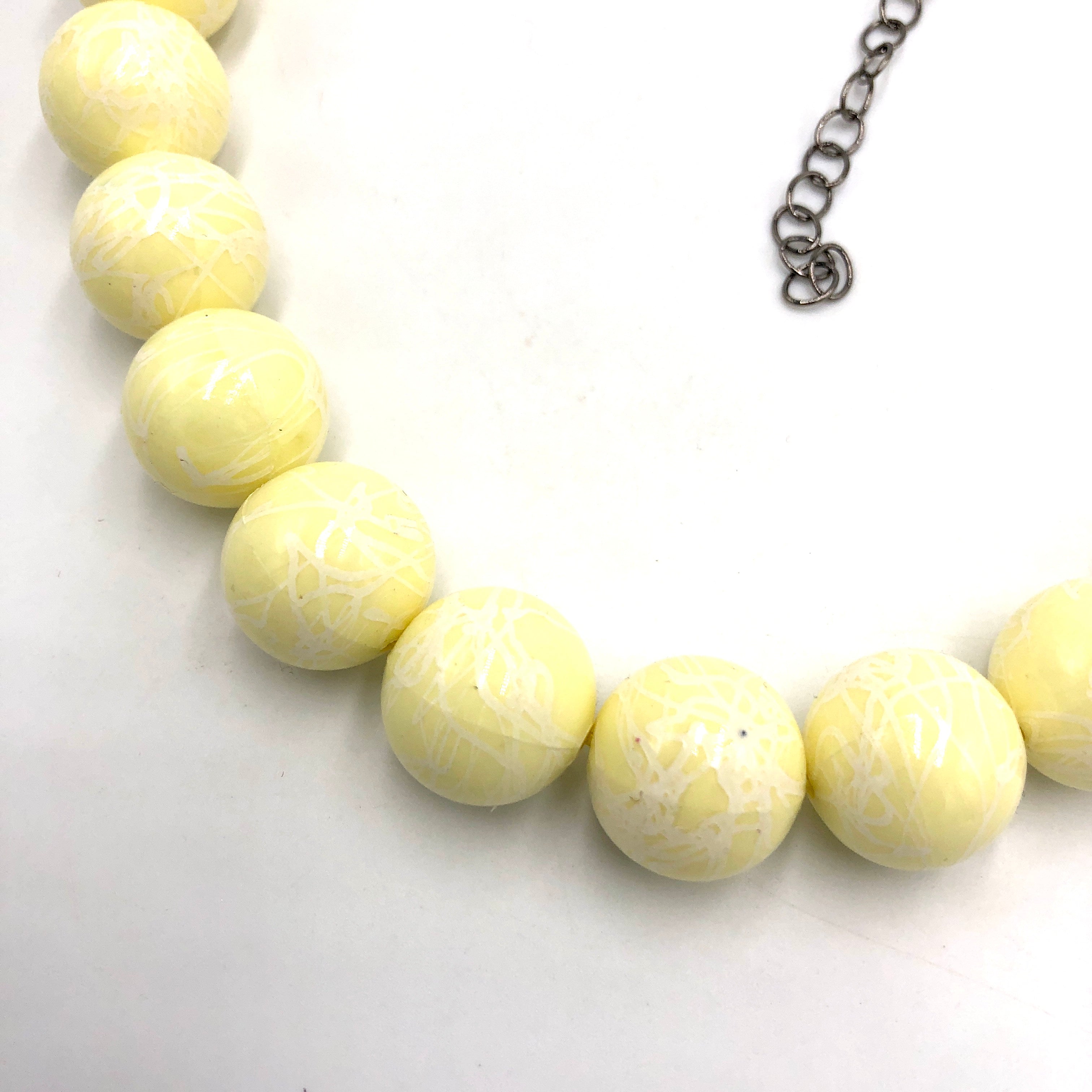 Soft Yellow Crackle Marco Necklace
