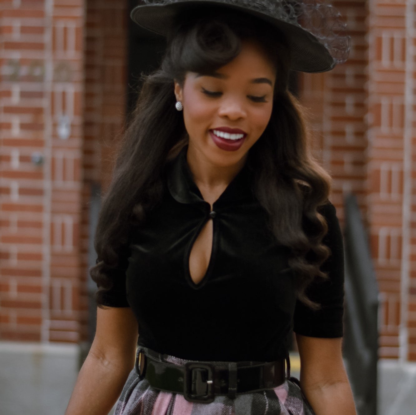 Keynote Vintage-Inspired Blouse in Velvet