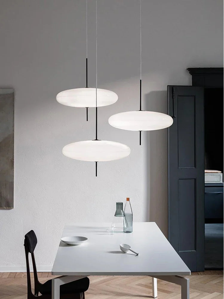 Nordic Creative Flying Saucer Art Chandelier