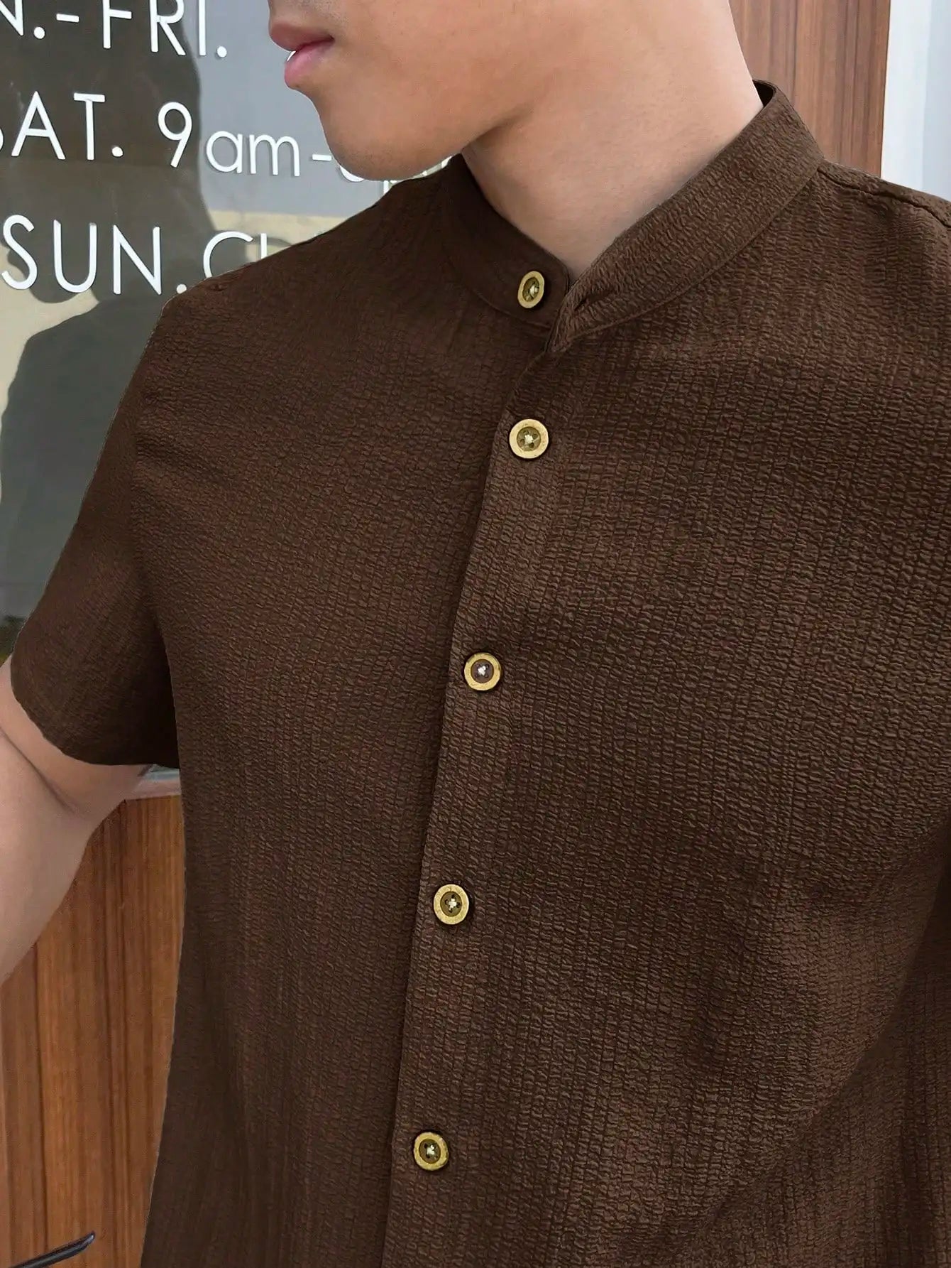 Men’s Short Sleeve Textured Button Front Shirt