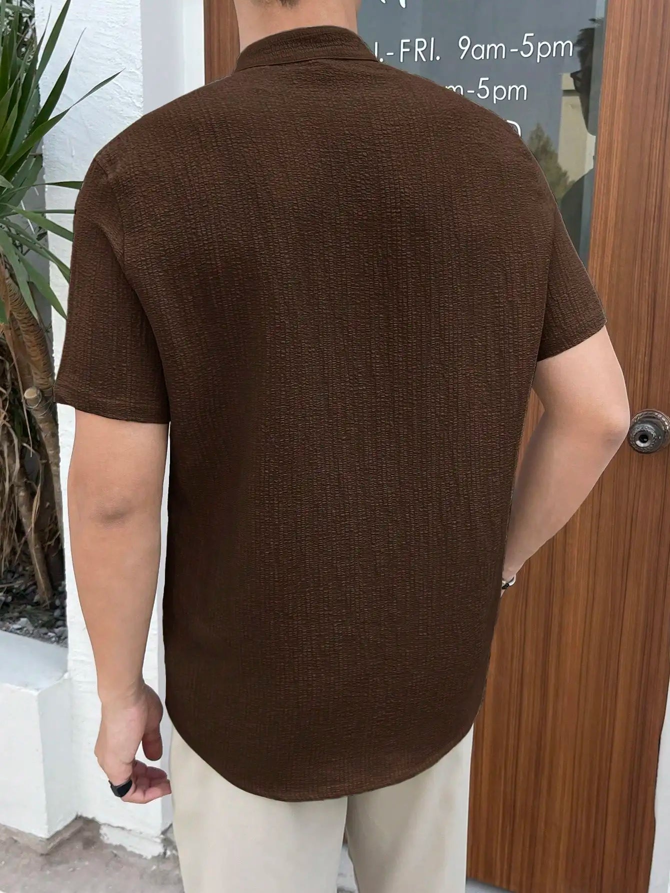 Men’s Short Sleeve Textured Button Front Shirt