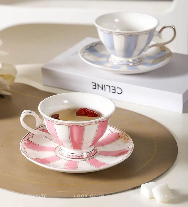 Classic Executive Stainless Steel Ashtray with Lid