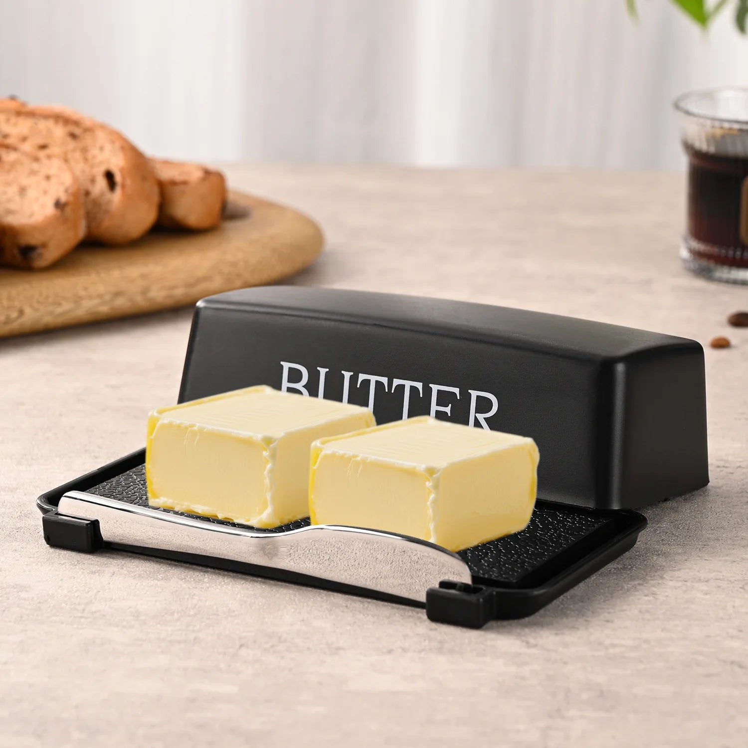 Retro Bistro Sealed Butter Box & Built-In Slicer Knife