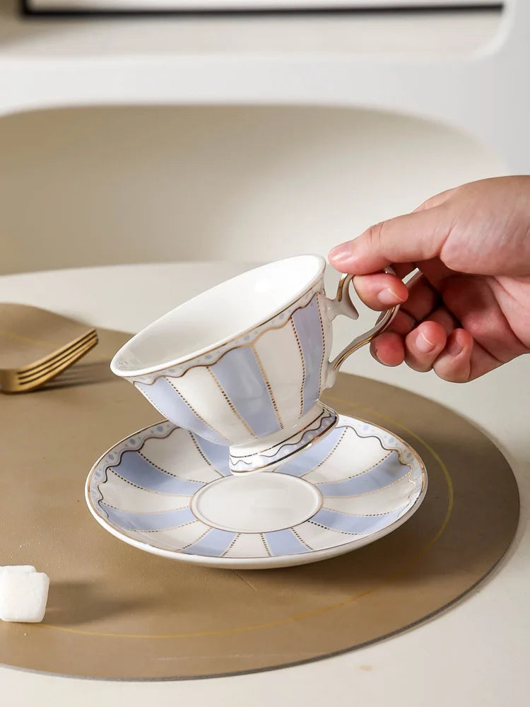 Classic Executive Stainless Steel Ashtray with Lid