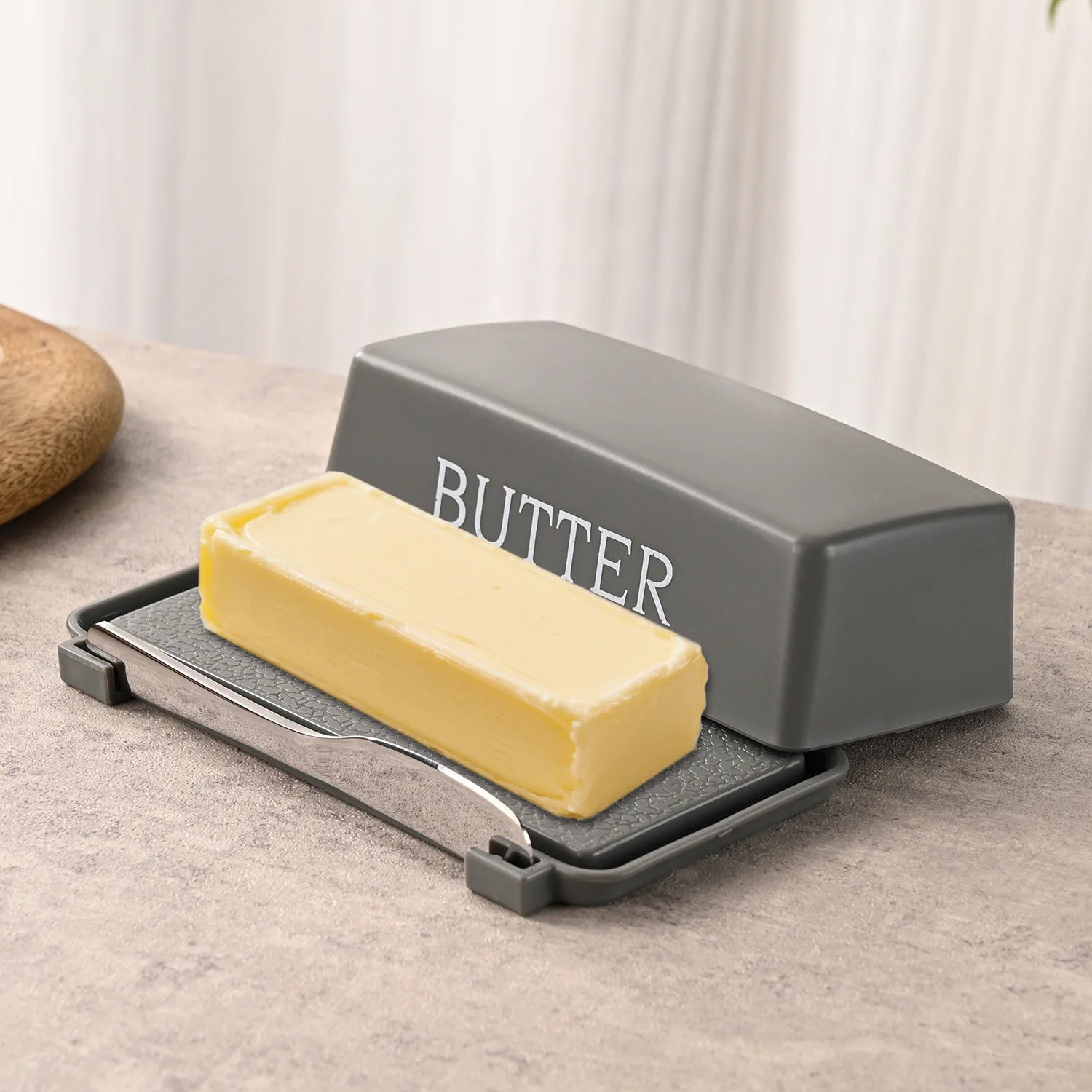 Retro Bistro Sealed Butter Box & Built-In Slicer Knife