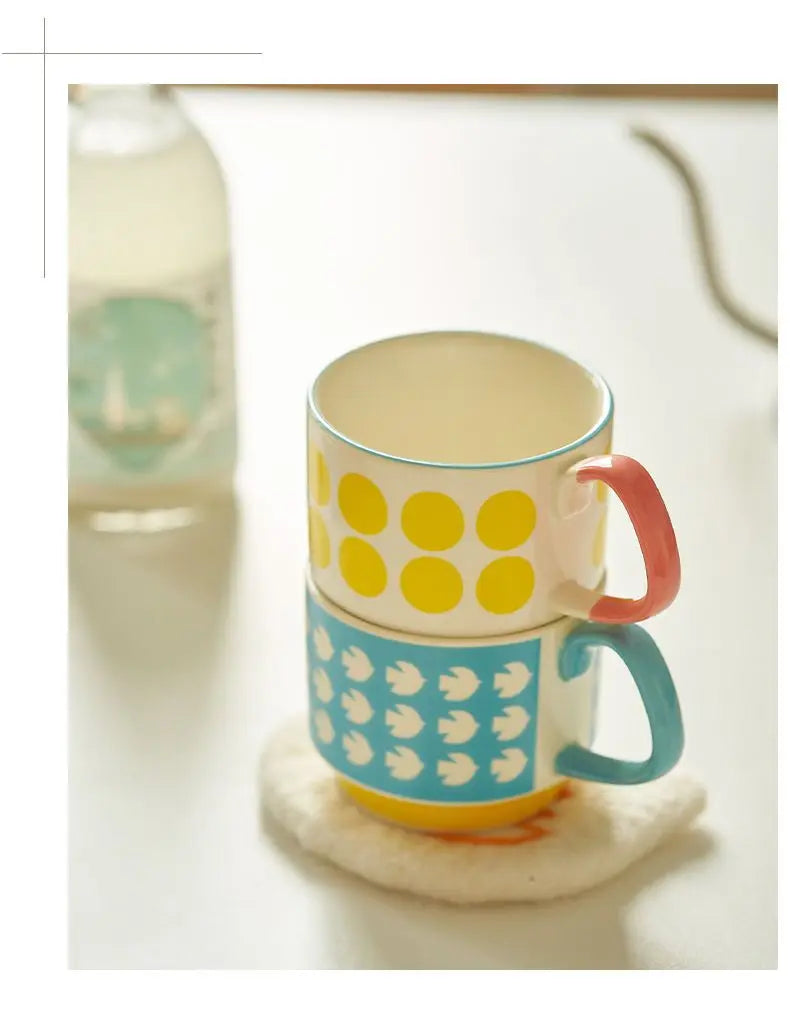 Vintage Meadow Handgrip Mug & Saucer Set (300ml)