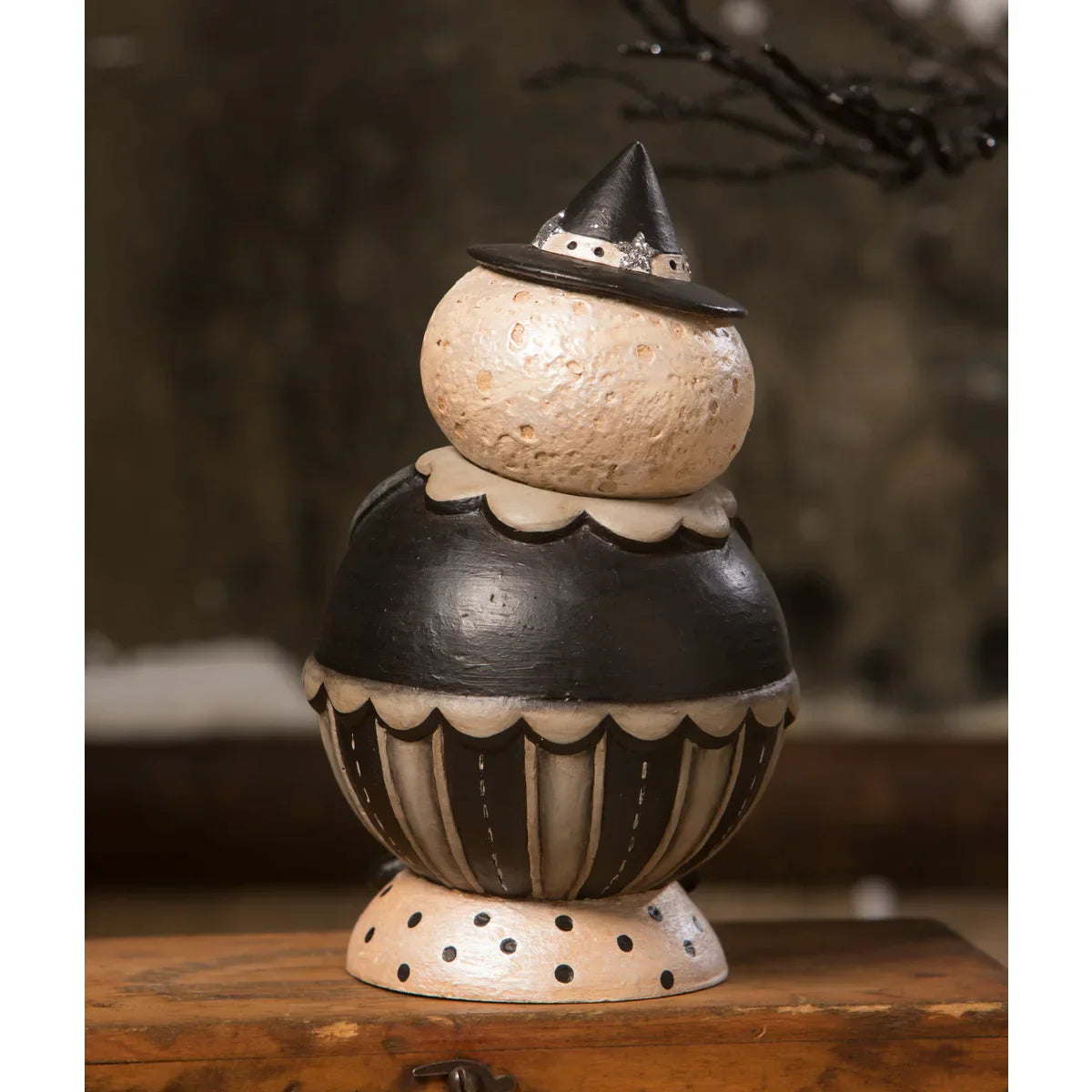 Leo IlluMoono Spooks Jar by Johanna Parker for Bethany Lowe